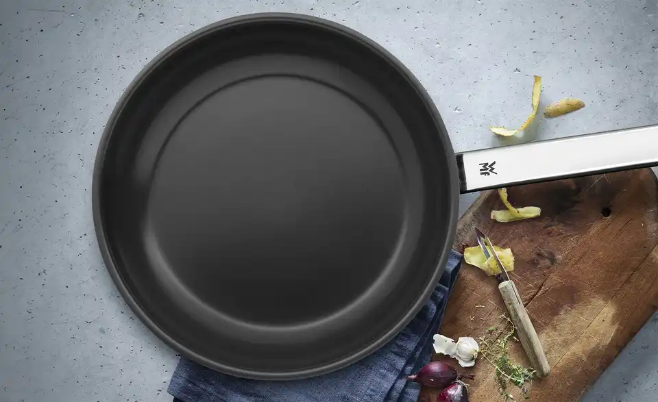 WMF Stielpfanne Durado Ø 32 cm WMF Stielpfanne Durado Ø 32 cm