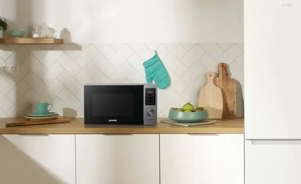 gorenje Mikrowelle MO20A3T4 BHT 44|26|34,5 cm